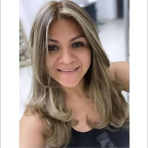 Meet your Posher, Raquel
